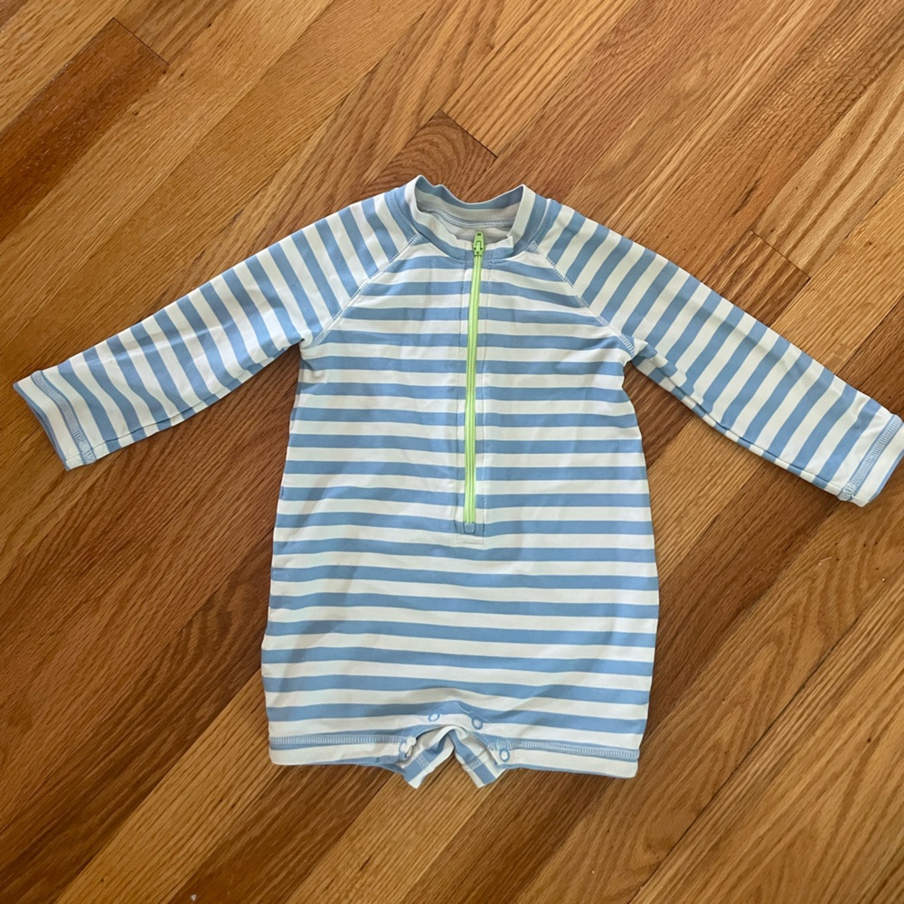 Infant long sleeve rashguard